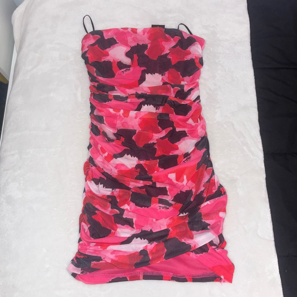 Forever 21 Pink and Black Camouflage Dress ❤️💗🖤